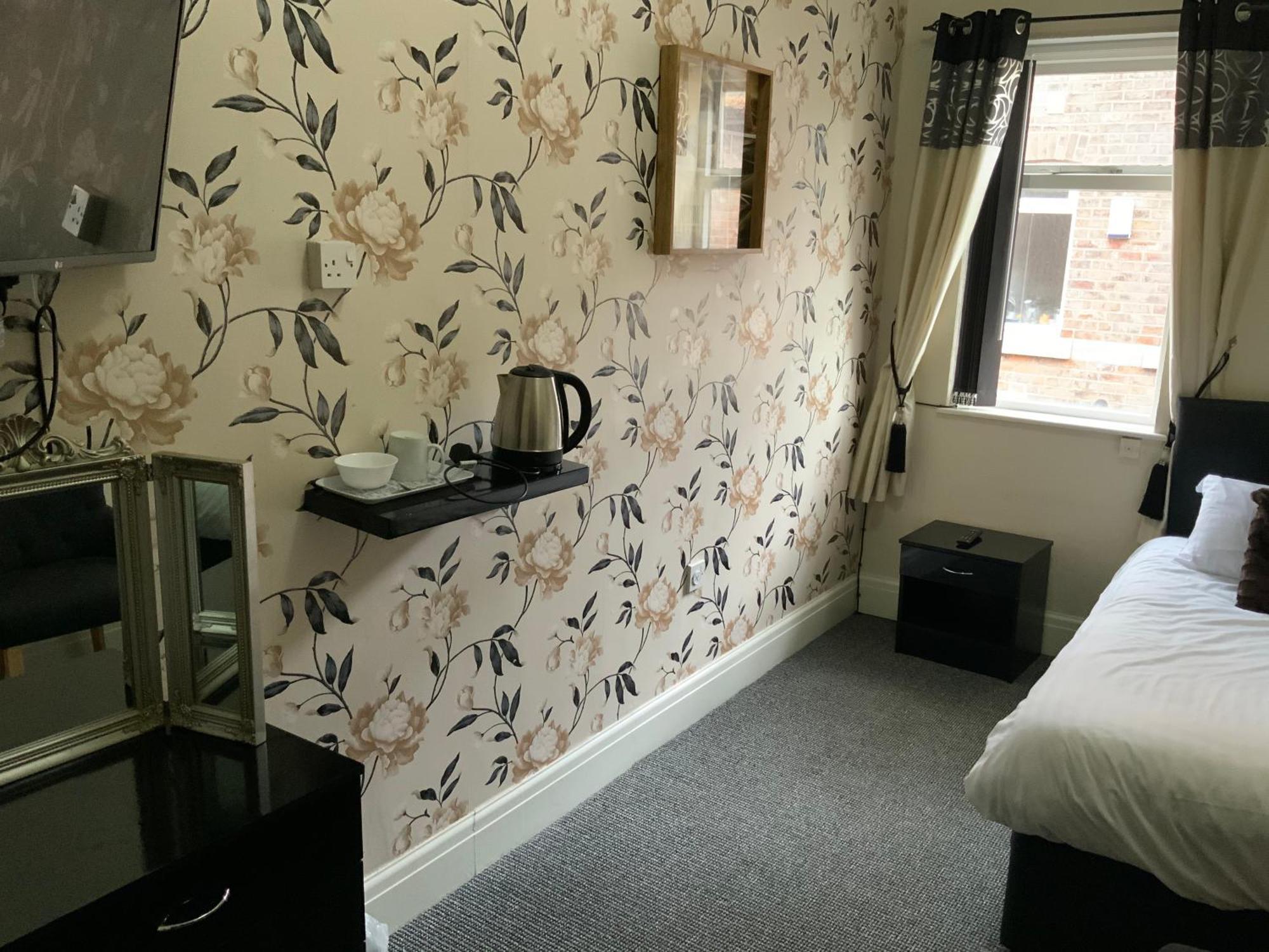 The Spread Eagle Hotel Manchester Room photo